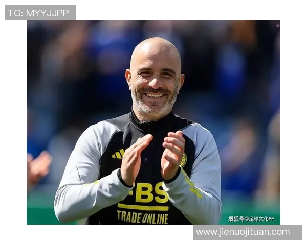 足球场上的传奇人物：盘点影响力最大的现代足球球星及其辉煌时刻