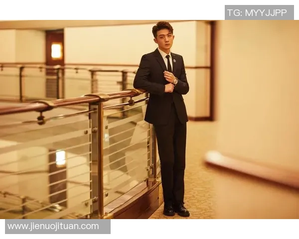 足坛巨星魅力登场 西装造型尽显绅士风范与冠军气质 足坛巨星魅力登场 西装造型尽显绅士风范与冠军气质