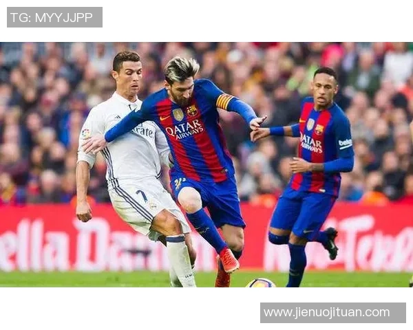 足球明星间的竞争与合作如何影响球员成长与球队表现 足球明星间的竞争与合作如何影响球员成长与球队表现